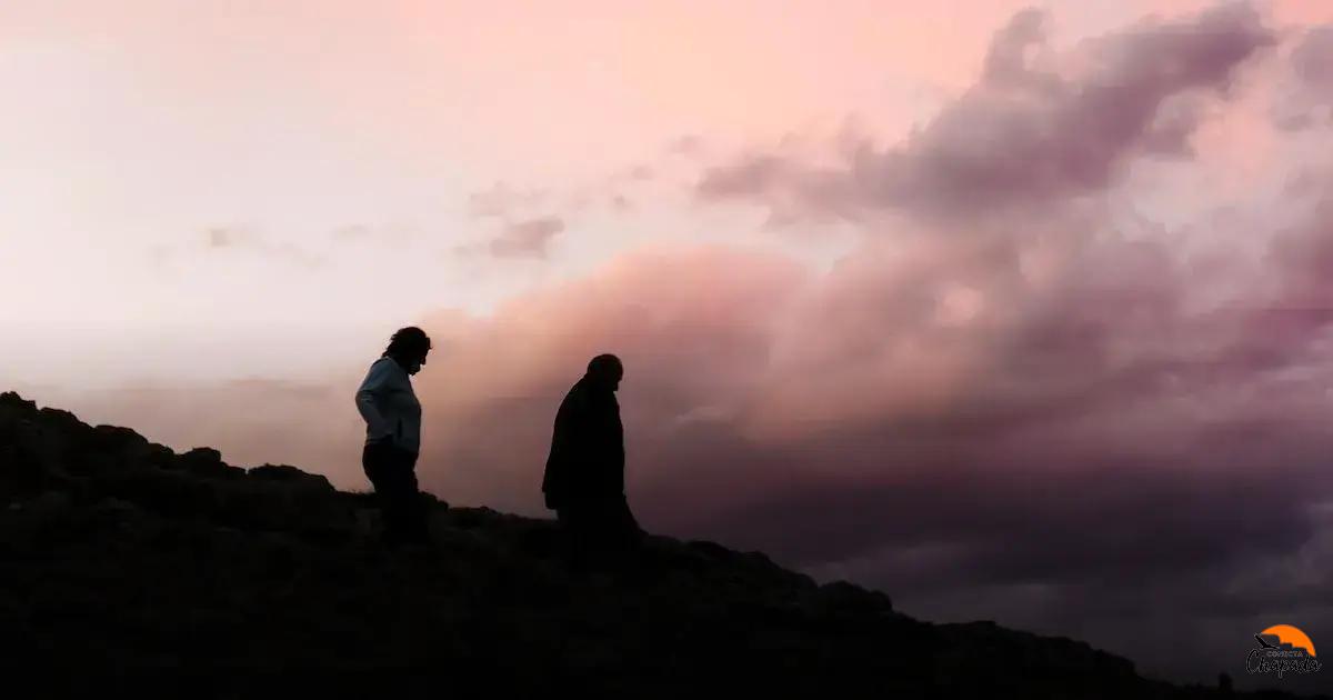 Explorando as lendas e a história do Poço do Diabo Explorando as lendas e a história do Poço do Diabo