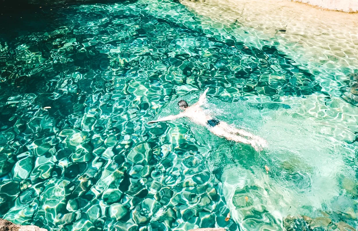 Poços de Águas Cristalinas