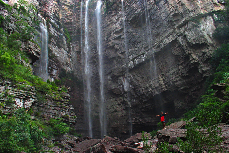 Trilha da Cachoeira do Herculano: A Aventura Secreta que Vai Transformar sua Visão da Chapada Diamantina!